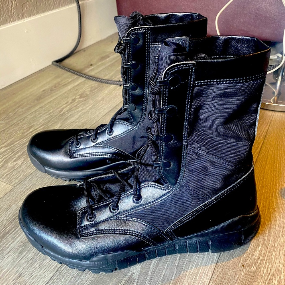 Nike Men’s Black Tactical Boots